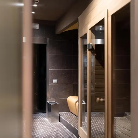 מלון Atmosfere 4*