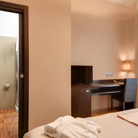 Atmosfere 4* מילאנו מריטימה