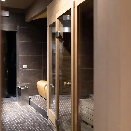 Atmosfere Hotel 4*