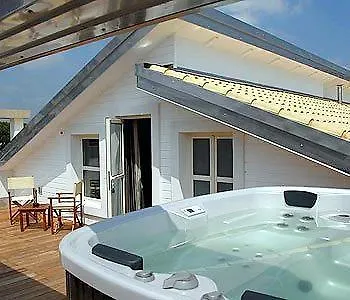 Atmosfere Hotel 4*