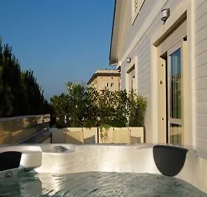 Otel Atmosfere